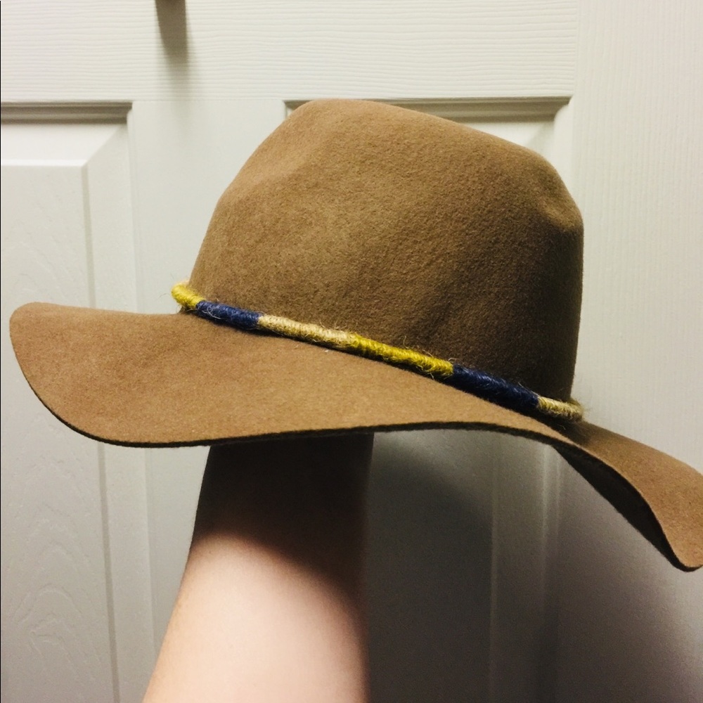 Bohemian wool hat BNWOT